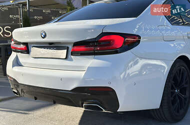 Седан BMW 5 Series 2020 в 