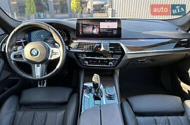 Седан BMW 5 Series 2020 в 
