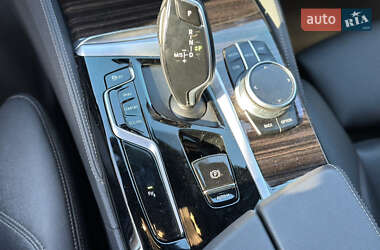 Седан BMW 5 Series 2020 в 