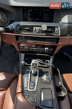 Седан BMW 5 Series 2012 в 