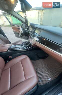 Седан BMW 5 Series 2014 в 