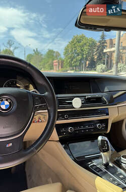 Седан BMW 5 Series 2011 в 