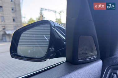 Седан BMW 5 Series 2016 в 