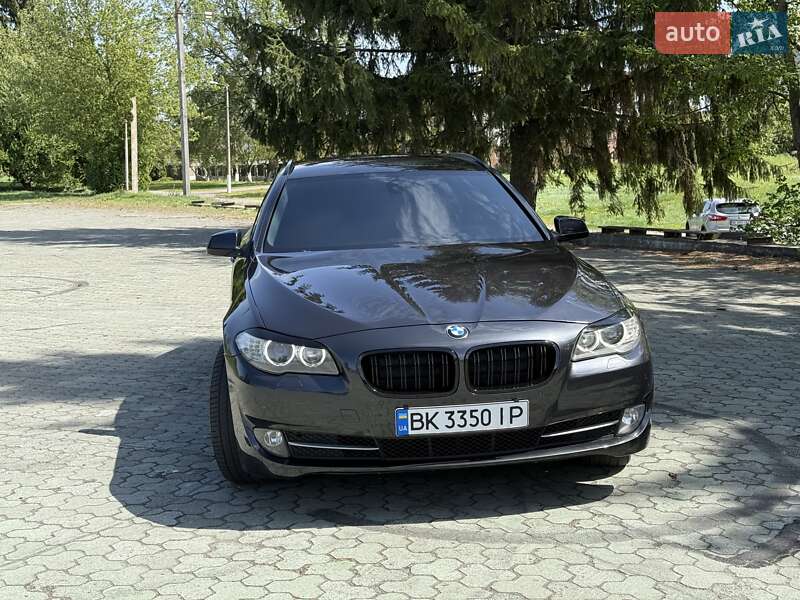 Универсал BMW 5 Series 2012 в Дубно