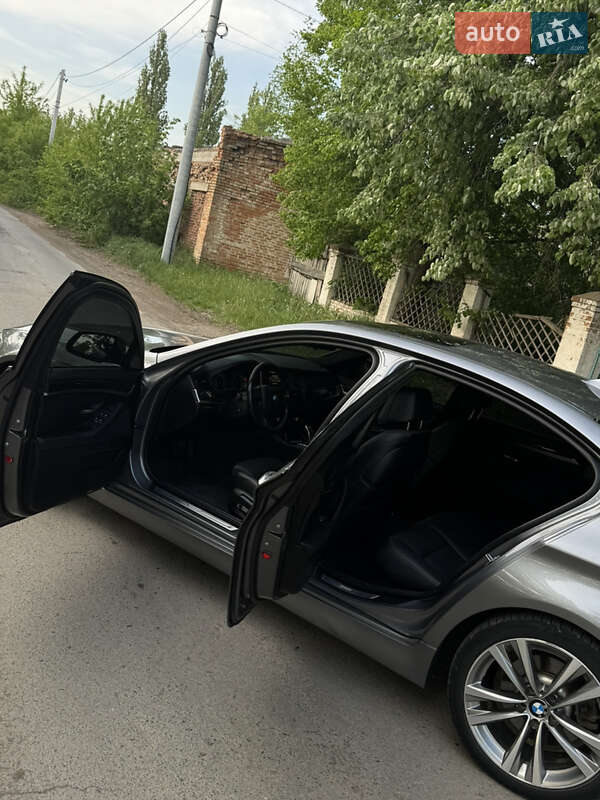 Седан BMW 5 Series 2015 в Умани