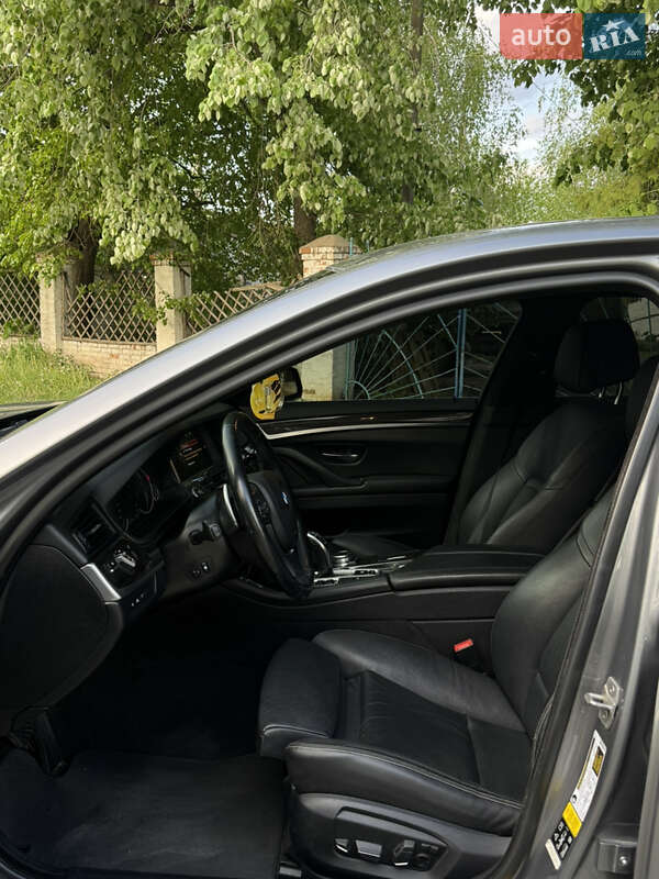 Седан BMW 5 Series 2015 в Умани