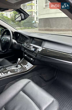 Седан BMW 5 Series 2012 в 