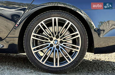 Седан BMW 5 Series 2020 в 