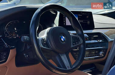 Седан BMW 5 Series 2020 в 