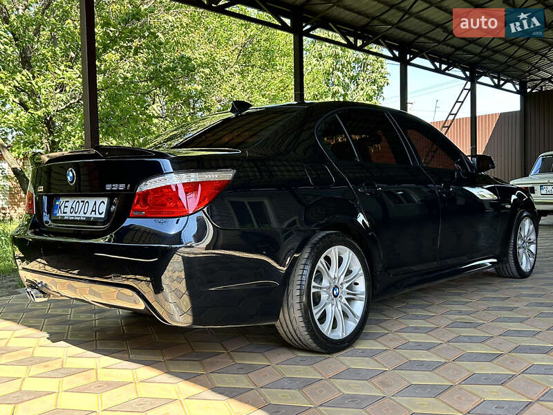 Седан BMW 5 Series 2009 в Новомосковську