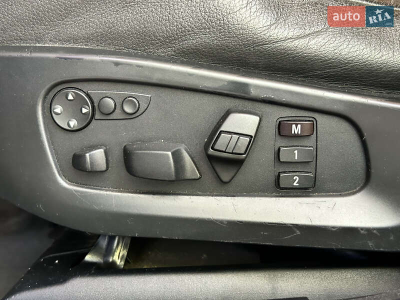 Седан BMW 5 Series 2009 в Новомосковську