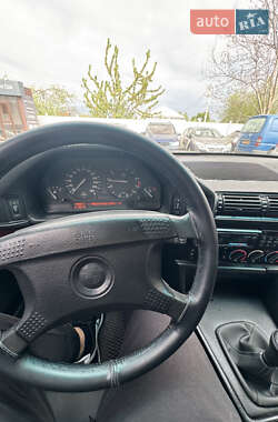 Седан BMW 5 Series 1993 в 