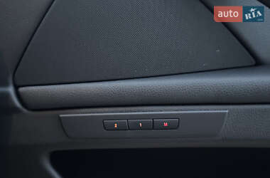 Седан BMW 5 Series 2012 в 