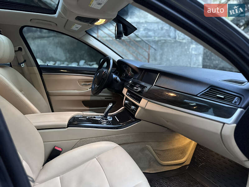 Седан BMW 5 Series 2013 в Каменец-Подольском