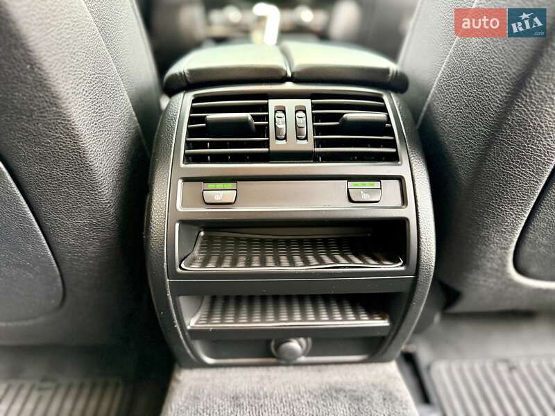 Седан BMW 5 Series 2015 в Днепре
