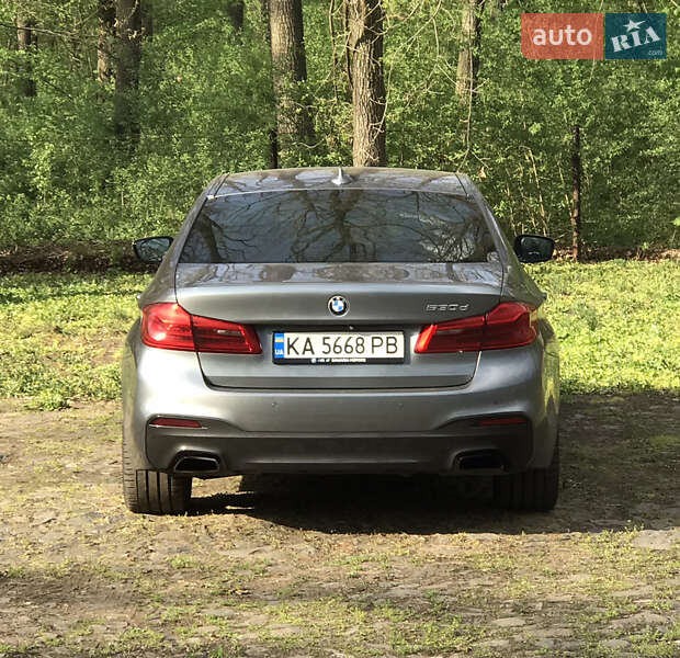 Седан BMW 5 Series 2017 в Киеве