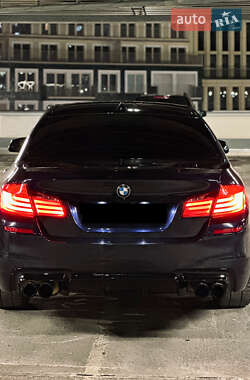Седан BMW 5 Series 2010 в 