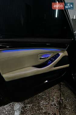 Седан BMW 5 Series 2012 в 