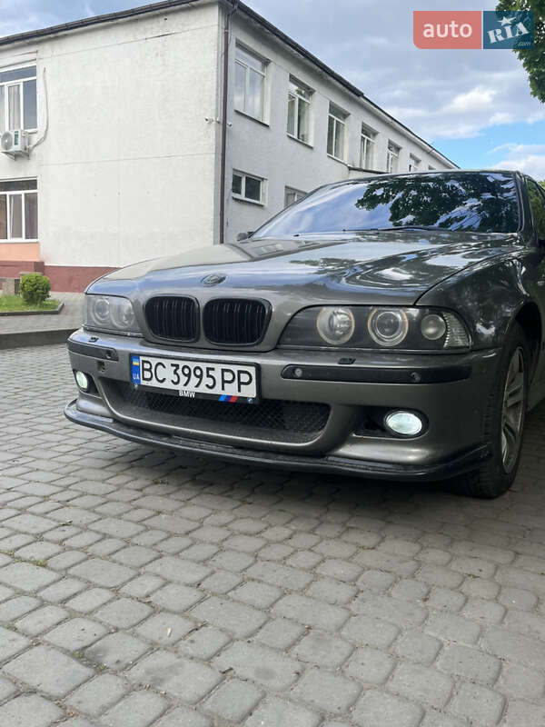 Седан BMW 5 Series 2001 в Каменке-Бугской