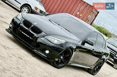 Седан BMW 5 Series 2009 в 