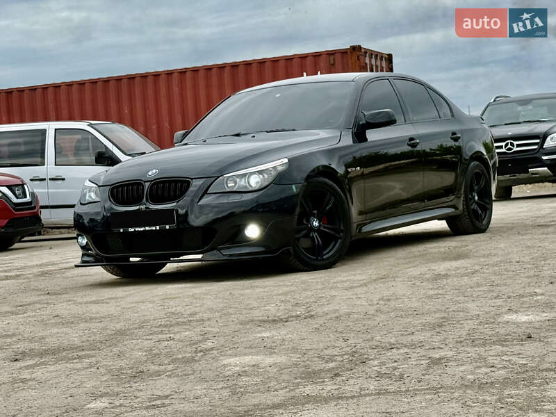 Седан BMW 5 Series 2009 в Ровно