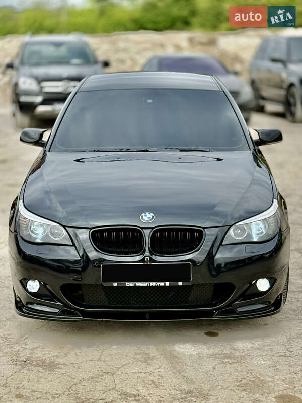 Седан BMW 5 Series 2009 в Ровно