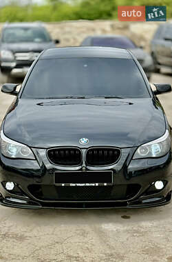 Седан BMW 5 Series 2009 в 