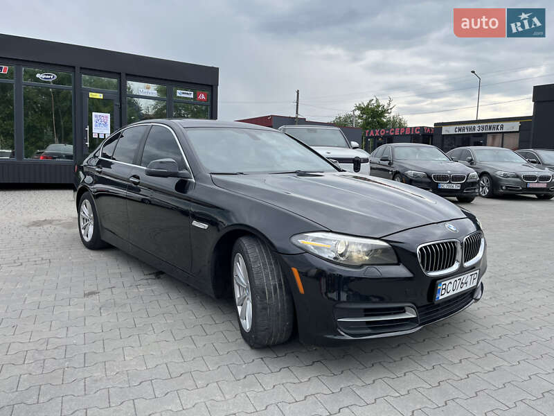 Седан BMW 5 Series 2013 в Львове