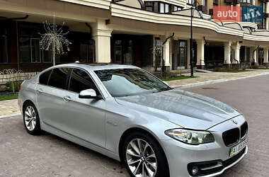 Седан BMW 5 Series 2015 в Києві