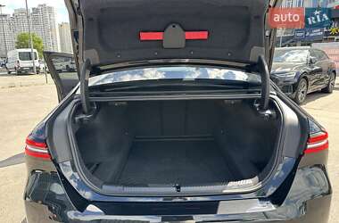 Седан BMW 5 Series 2023 в 