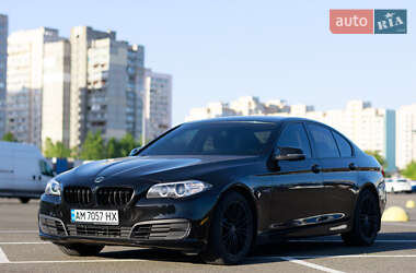 Седан BMW 5 Series 2015 в Звягеле