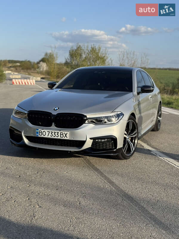 Седан BMW 5 Series 2017 в Львові