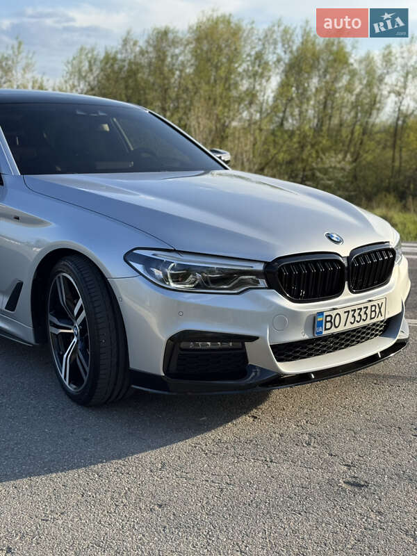 Седан BMW 5 Series 2017 в Львові