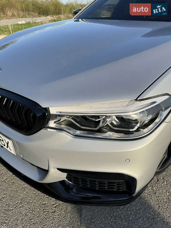 Седан BMW 5 Series 2017 в Львові