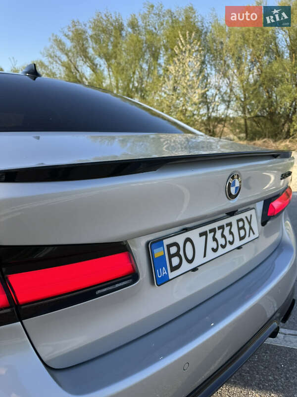 Седан BMW 5 Series 2017 в Львові