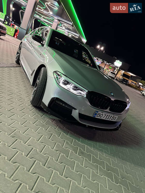 Седан BMW 5 Series 2017 в Львові