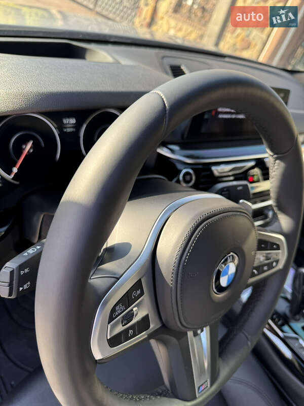 Седан BMW 5 Series 2017 в Львові