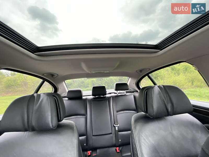 Седан BMW 5 Series 2013 в Тернополі