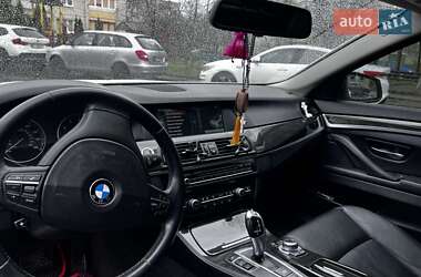 Седан BMW 5 Series 2012 в 