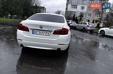 Седан BMW 5 Series 2012 в 