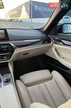 Седан BMW 5 Series 2018 в 