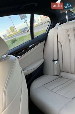 Седан BMW 5 Series 2018 в 