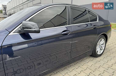 Седан BMW 5 Series 2013 в 
