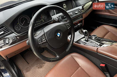 Седан BMW 5 Series 2013 в 