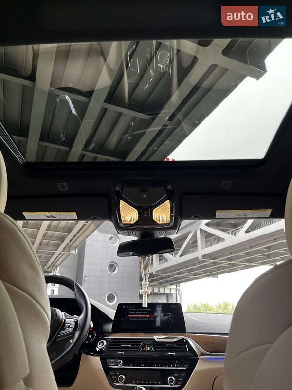 Седан BMW 5 Series 2018 в Киеве фото 26 Седан BMW 5 Series 2018 в Киеве