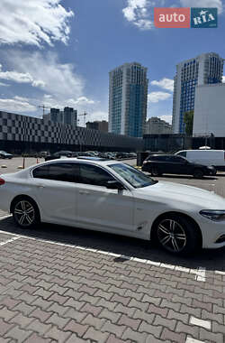 Седан BMW 5 Series 2018 в 