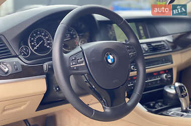 Седан BMW 5 Series 2012 в 