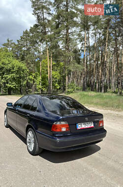 Седан BMW 5 Series 2000 в Чернигове