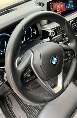 Седан BMW 5 Series 2019 в 