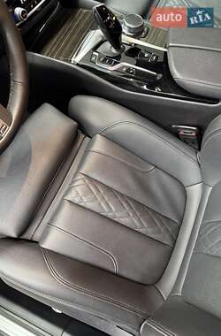 Седан BMW 5 Series 2020 в 